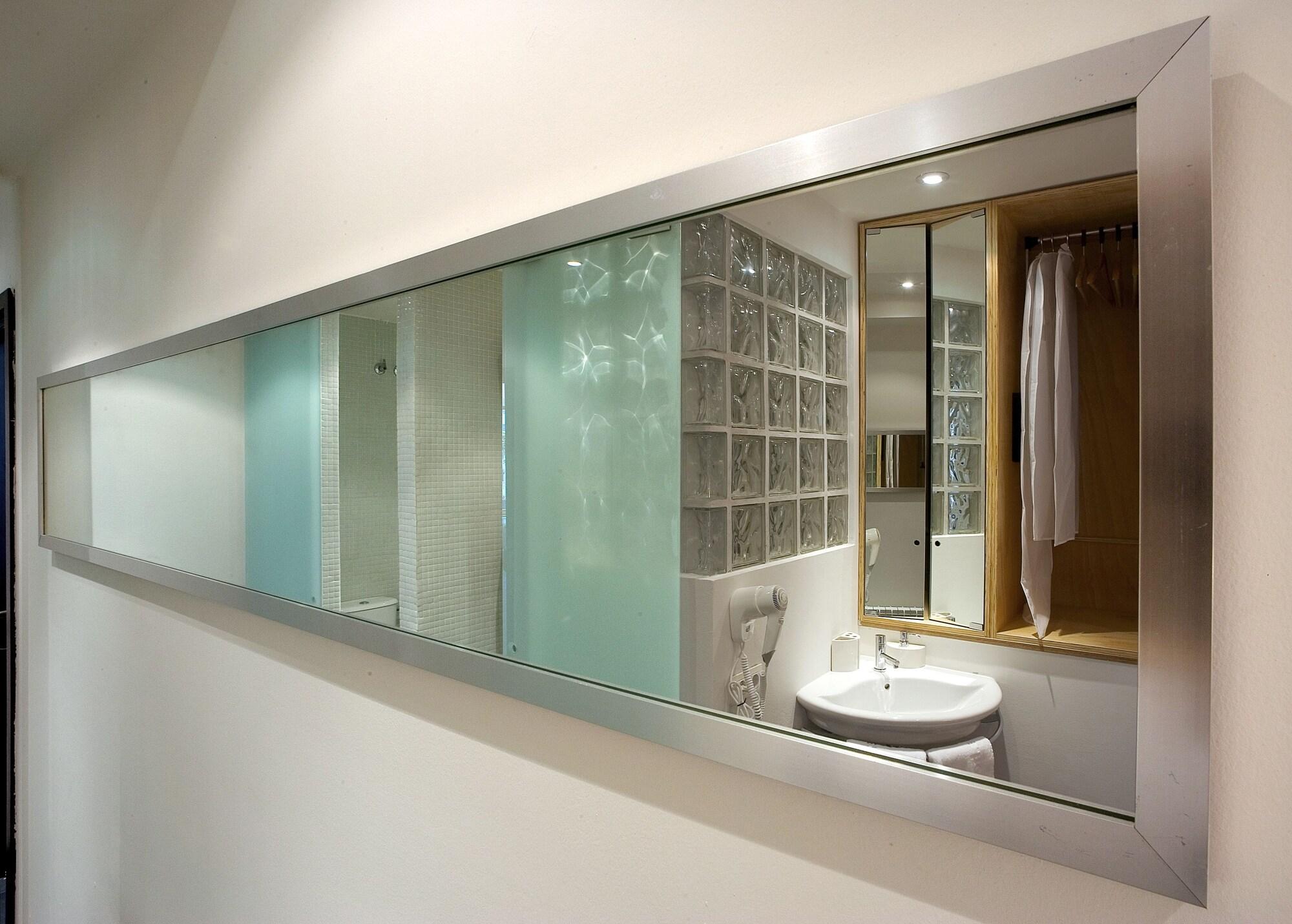 La Plaza II Hotel Луанко Екстериор снимка