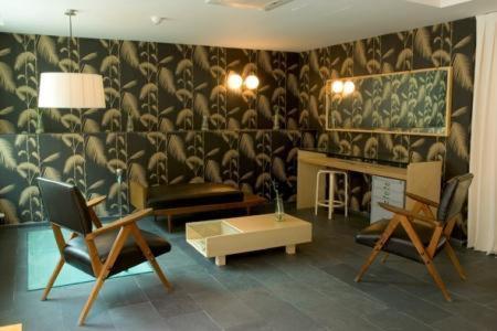 La Plaza II Hotel Луанко Стая снимка