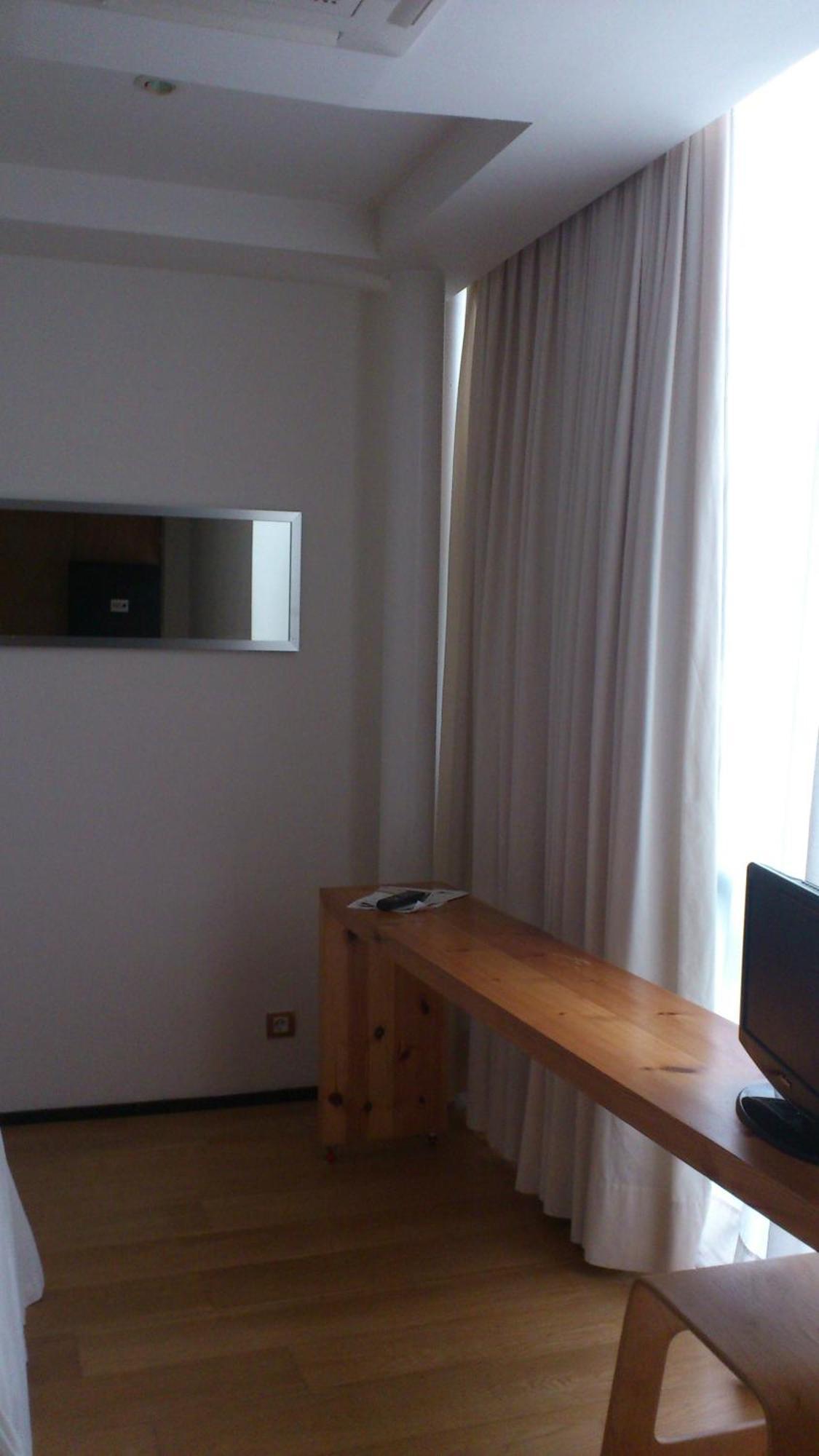 La Plaza II Hotel Луанко Екстериор снимка