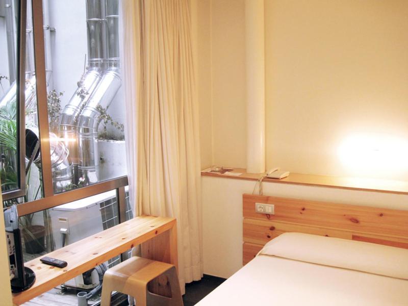 La Plaza II Hotel Луанко Екстериор снимка